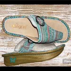 New Alegria Codi Seascape Thong Sandals Size Euro 37